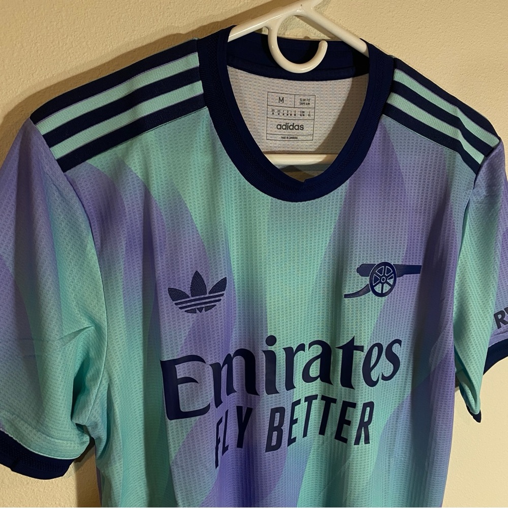 Adidas Men's Arsenal F.C. 2024/25 Third Authentic Jersey IZ0112 $150 - Medium